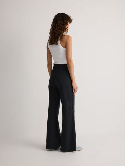 Utsvängda joggingbyxor -mörkgrå