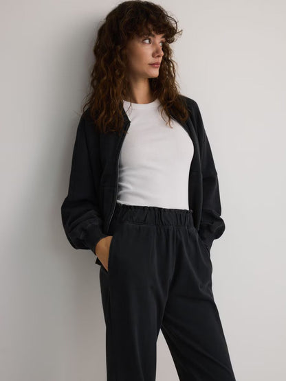 Utsvängda joggingbyxor -mörkgrå